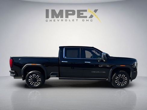 Used 2024 GMC Sierra 2500 Denali Ultimate AWD/4WD image 13