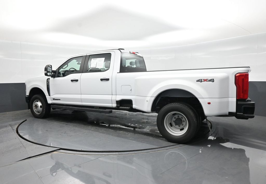 Certified 2024 Ford F350 XL AWD/4WD image 4