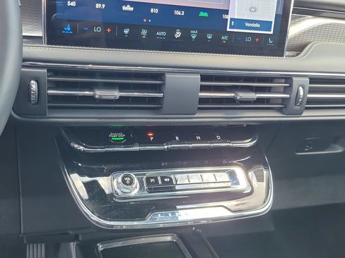 Certified 2024 Lincoln Corsair Reserve w/ Equipment Group 201A AWD/4WD image 28