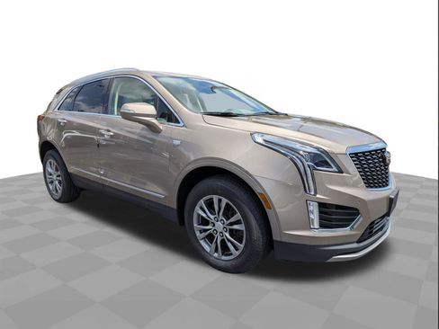 Certified 2023 Cadillac XT5 Premium Luxury FWD image 2