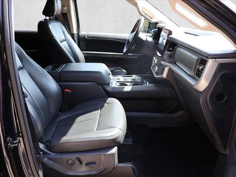 Used 2022 Ford Expedition Max XLT AWD/4WD image 29