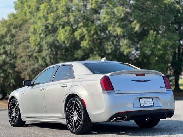 Used 2021 Chrysler 300 S w/ S Model Appearance Package RWD image 7