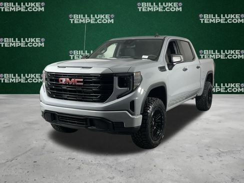 Used 2024 GMC Sierra 1500 Pro w/ Pro Value Package image 4