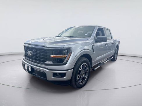 Used 2025 Ford F150 STX w/ Equipment Group 200A RWD image 9