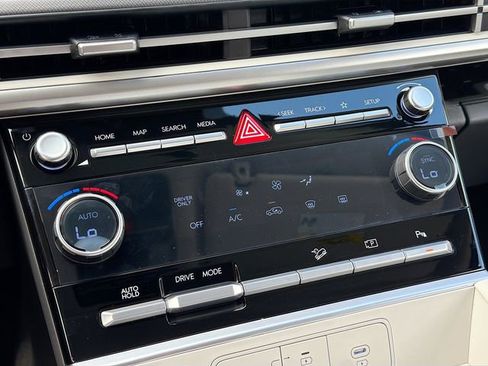 New 2026 Hyundai Santa Fe SE image 15