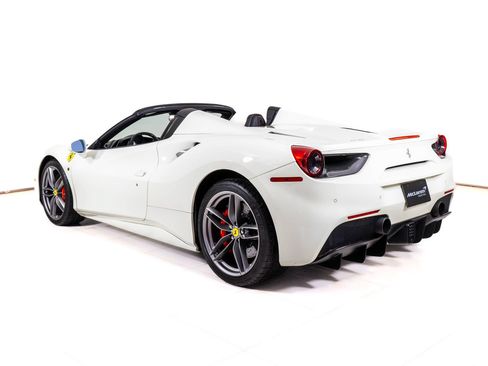 Used 2017 Ferrari 488 Spider RWD image 5