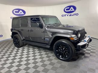 Used 2023 Jeep Wrangler Unlimited Sahara w/ Cold Weather Group AWD/4WD video 1