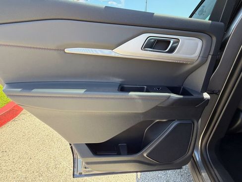 New 2026 Ford Explorer Active RWD image 21