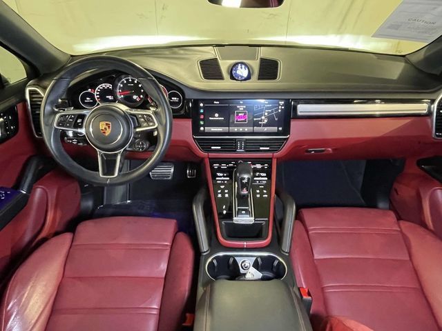 Used 2023 Porsche Cayenne S AWD/4WD image 22