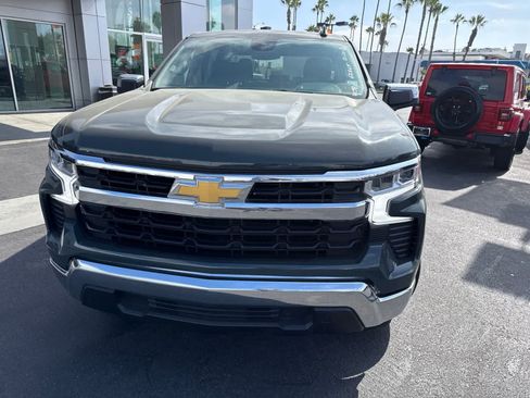 Used 2025 Chevrolet Silverado 1500 LT RWD image 5