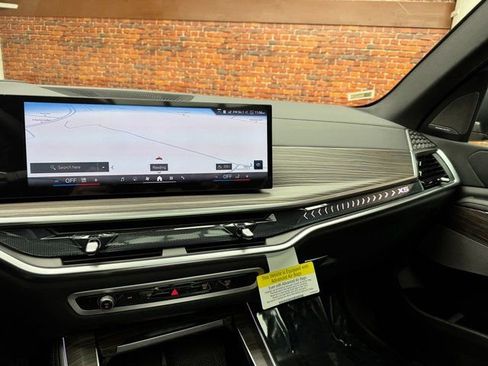 Used 2026 BMW X5 xDrive40i w/ Premium Package AWD/4WD image 16