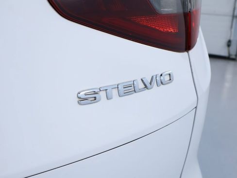 Used 2021 Alfa Romeo Stelvio Ti image 10