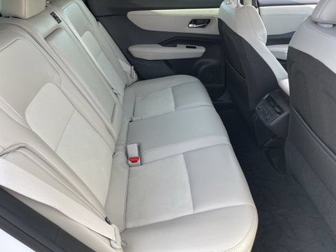 Used 2024 Nissan Ariya AWD image 15