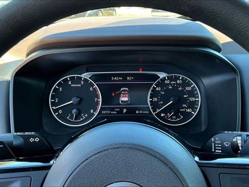 Used 2023 Nissan Rogue SV AWD/4WD image 15
