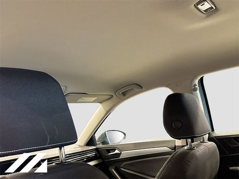 Used 2025 Volkswagen Jetta S image 22