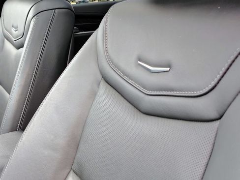 Used 2024 Cadillac XT6 Premium Luxury w/ LPO, Floor Liner Package AWD/4WD image 26