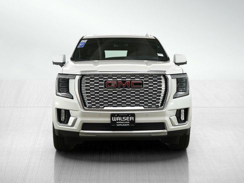 Used 2024 GMC Yukon XL Denali w/ LPO, Floor Liner Package AWD/4WD image 8