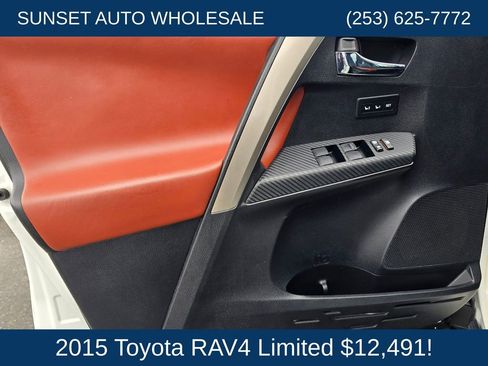 Used 2015 Toyota RAV4 Limited w/ Technology Package image 26