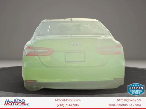 Used 2022 Toyota Camry XLE FWD image 6