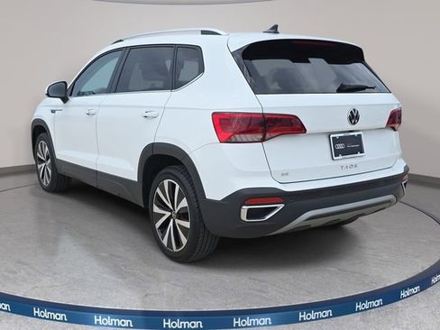 Used 2024 Volkswagen Taos SE image 8