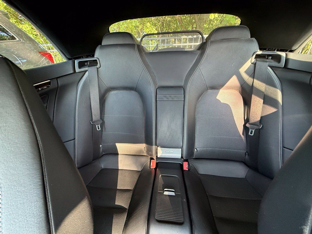 Used 2015 Mercedes-Benz E 550 Cabriolet image 33