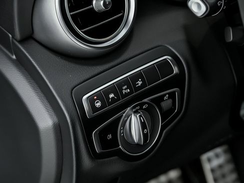 Used 2021 Mercedes-Benz C 63 AMG AMG C 63 image 27