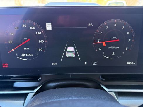 Used 2025 Kia Carnival SX Prestige image 39