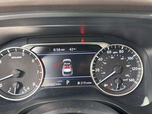 Used 2023 Nissan Rogue SV image 20