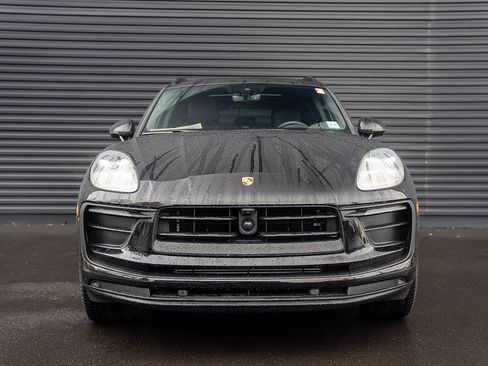 Certified 2026 Porsche Macan AWD/4WD image 26