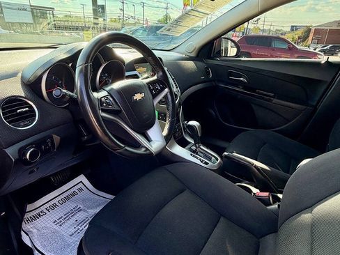 Used 2014 Chevrolet Cruze LT FWD image 12