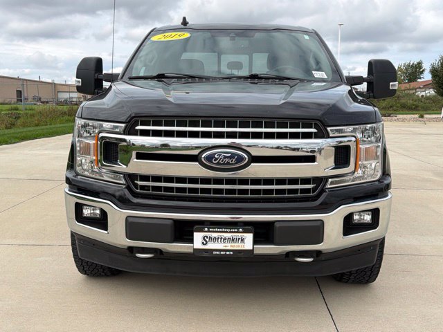 Used 2019 Ford F150 XLT w/ Equipment Group 302A Luxury AWD/4WD image 3