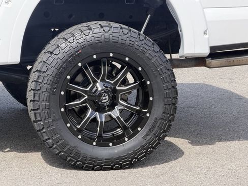 Used 2017 Ford F150 Lariat AWD/4WD image 16