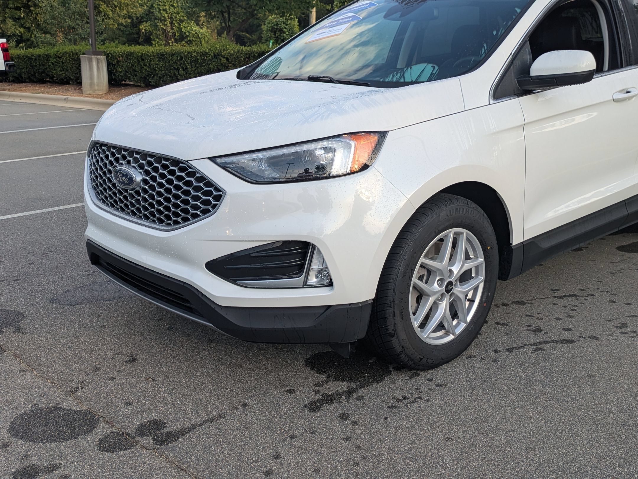 Used 2024 Ford Edge SEL w/ Convenience Package AWD/4WD image 10