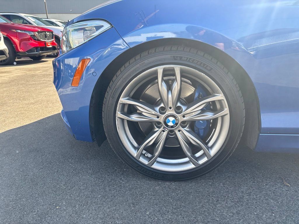 Used 2015 BMW M235i Coupe RWD image 9