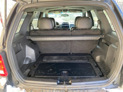 Used 2011 Ford Escape Limited image 10