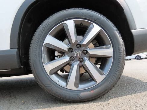 New 2025 Honda Pilot Elite image 9