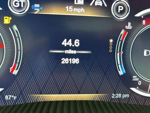 Used 2023 Aston Martin DBX image 51