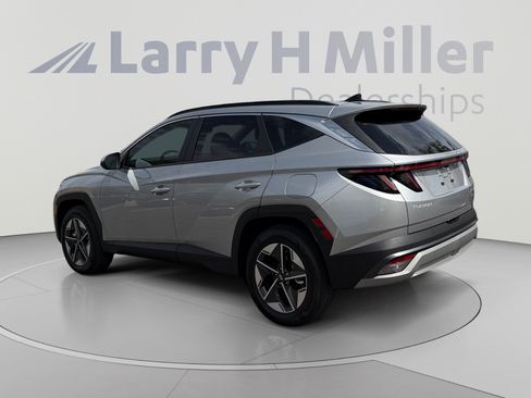 Used 2025 Hyundai Tucson SEL AWD/4WD image 3