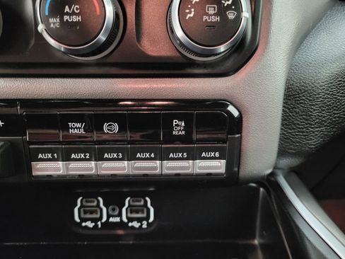 Used 2021 RAM 2500 Big Horn w/ Level 1 Equipment Group AWD/4WD image 8