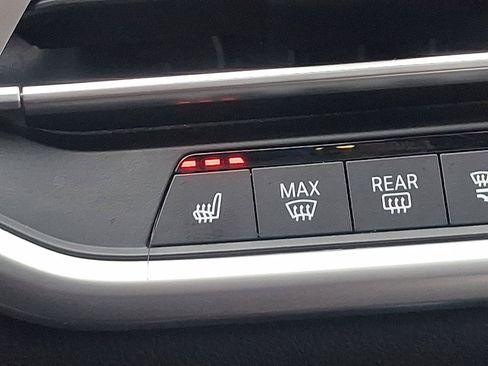 Used 2021 BMW X5 xDrive40i image 19