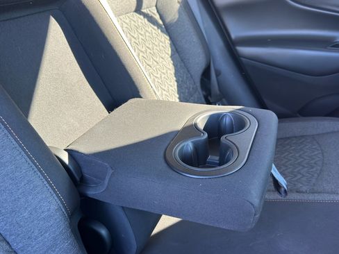 Used 2023 Chevrolet Equinox LT image 42