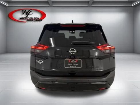 Used 2023 Nissan Rogue SV w/ SV Premium B Package AWD/4WD image 7