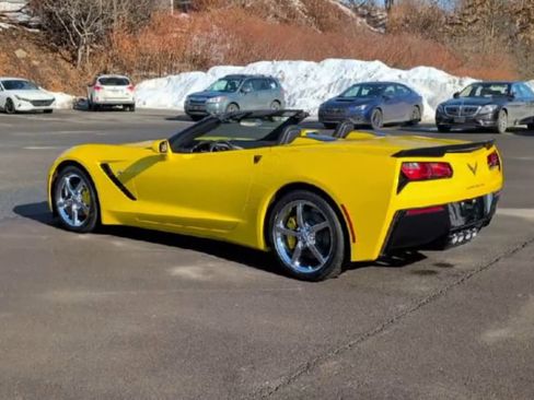Used 2015 Chevrolet Corvette Stingray Convertible image 6