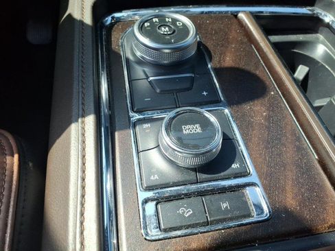 Certified 2022 Ford Expedition King Ranch AWD/4WD image 9