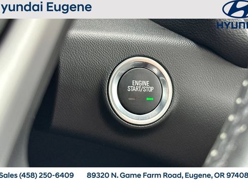 Used 2022 GMC Terrain SLT image 30