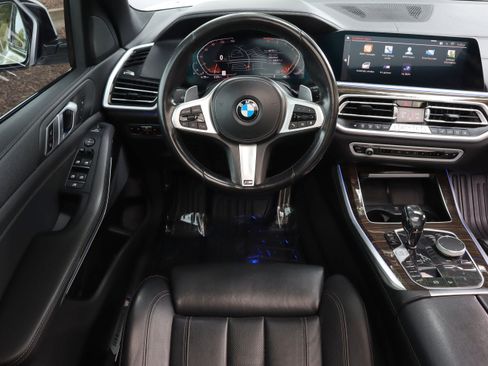 Used 2021 BMW X5 xDrive40i w/ M Sport Package AWD/4WD image 31