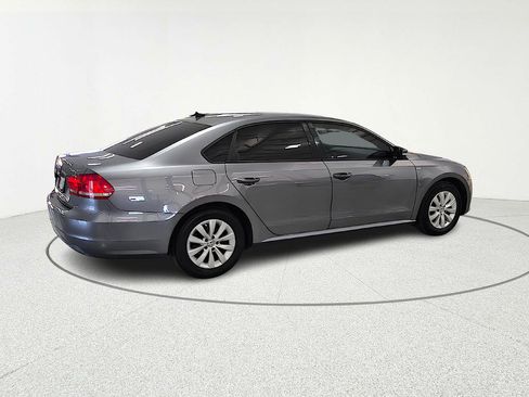 Used 2015 Volkswagen Passat 1.8T Wolfsburg Edition image 7