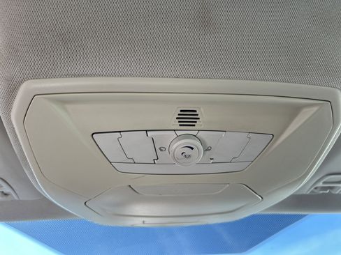 Used 2015 Ford Focus SE w/ Equipment Group 201A FWD image 20