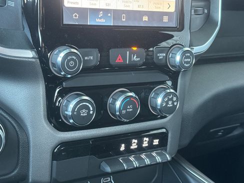 New 2026 RAM 1500 2WD Crew Cab image 18