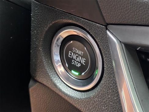 Used 2024 Buick Encore GX Sport Touring image 17